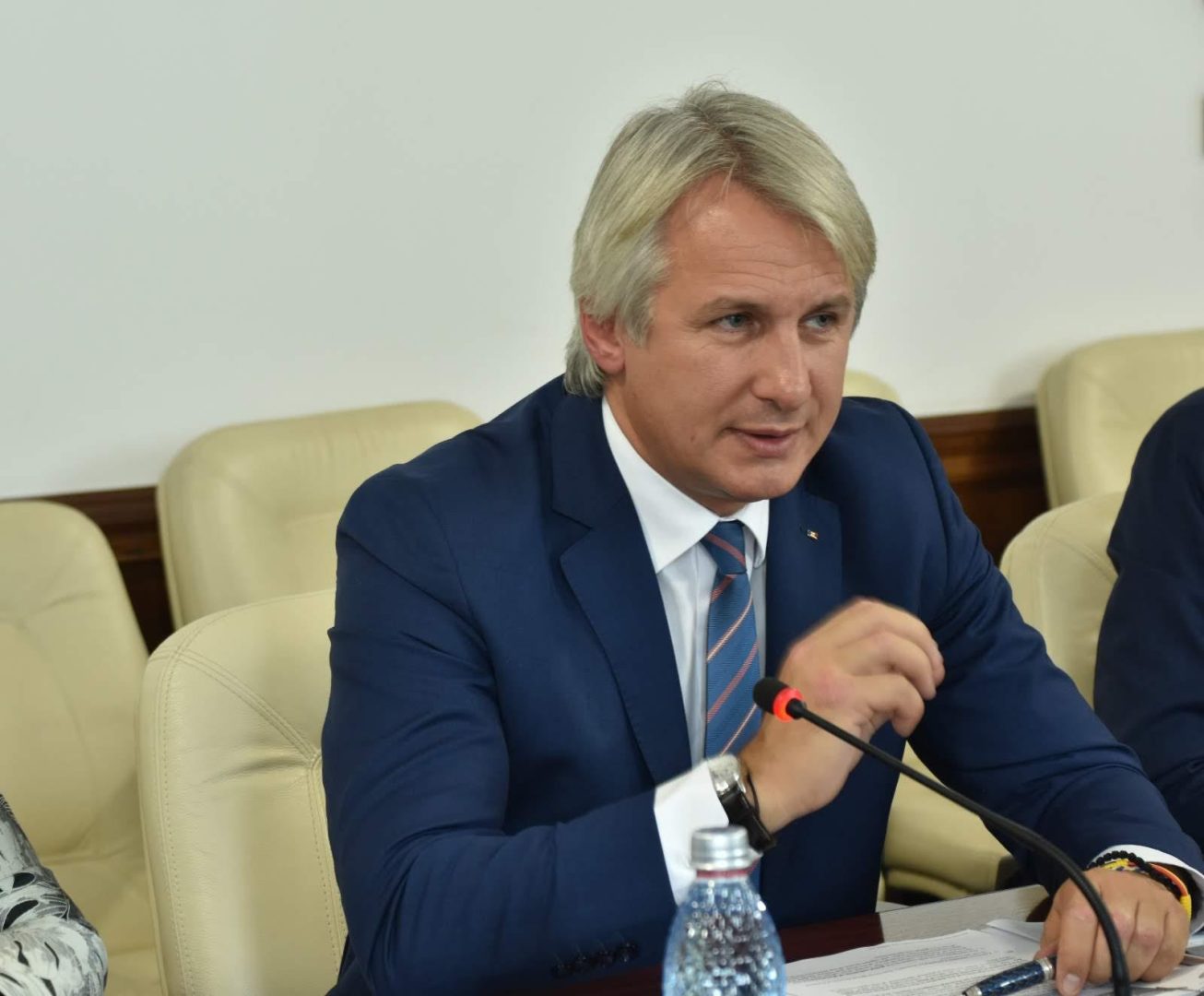 Victor Ponta, candidat la Președinția României: „Turismul românesc, sprijinit”, spune Eugen Teodorovici